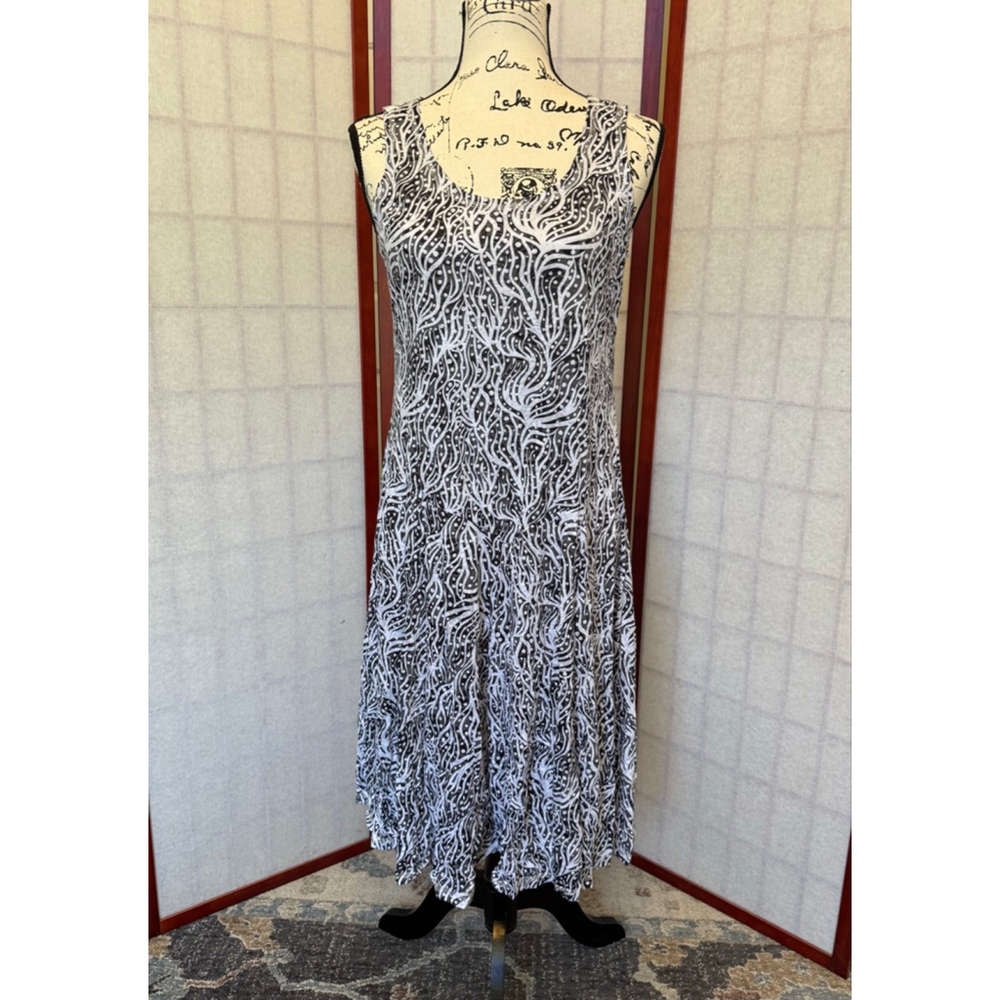 Shane Size XS White Black - Sleeveless
